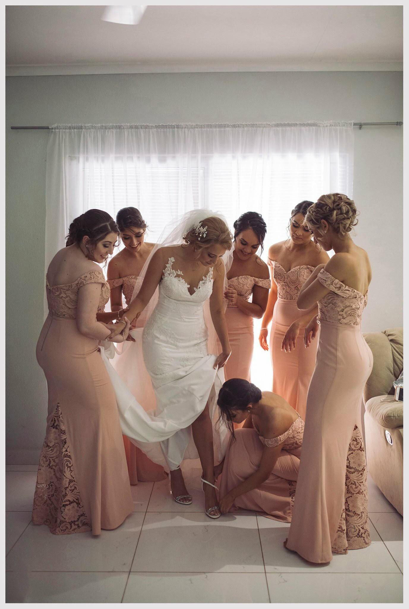 Blush Pink Mermaid Bridesmaid Dresses Off Shoulder Floor Length Lace Garden Wedding Guest Party Gowns Maid Of Honor Dress Arabic Prom