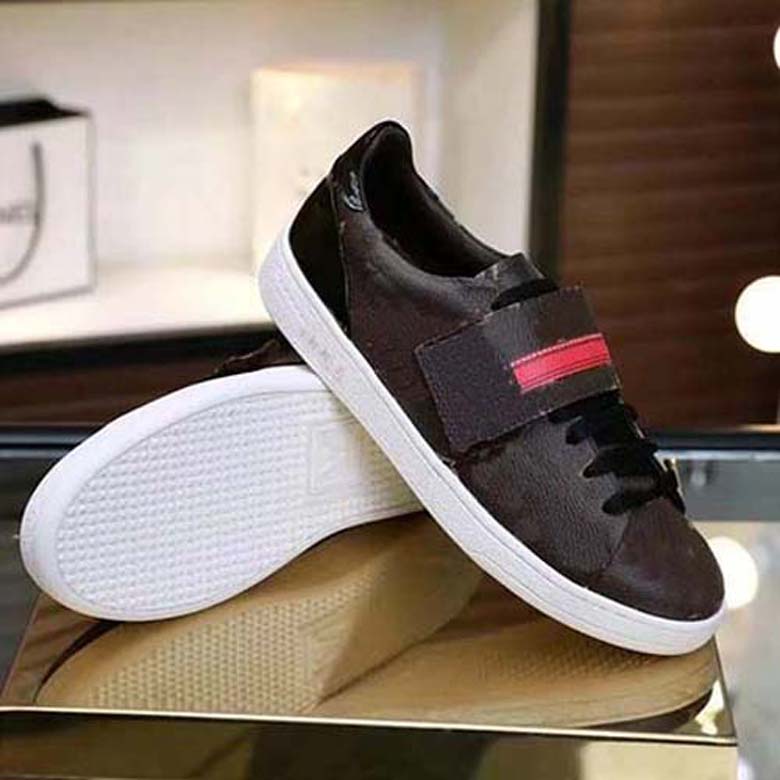 New Low top Sneaker Plaid pattern Platform Classic Suede Leather Sports Skateboarding Shoes Women Sneakers home011 05, Box
New Low top Sneaker Plaid pattern Platform Classic Suede Leather Sports Skateboarding Shoes Women Sneakers home011 05, Box