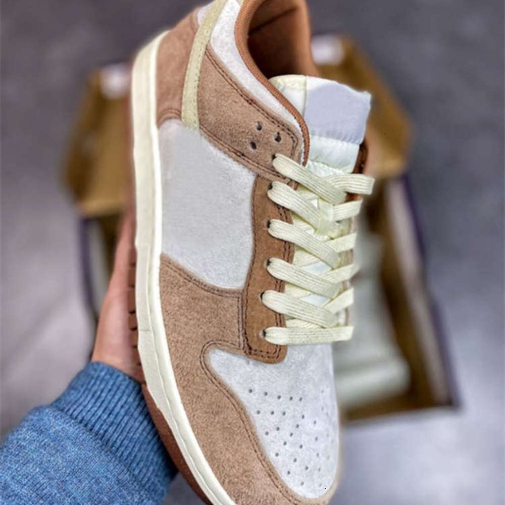 2021 SB Low Dunk PRM Medium Curry Dunks Men Women Platform Designer Sports Shoes Skateboard Sneakers Mens Trainers Chaussures hsltrade88
2021 SB Low Dunk PRM Medium Curry Dunks Men Women Platform Designer Sports Shoes Skateboard Sneakers Mens Trainers Chaussures hsltrade88