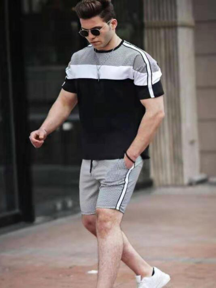 2021 Summer Men's High Street Fashion Trend Plaid Stitching Suit Slim Short-Sleeved T-Shirt + Shorts 2-Piece Set, Black
2021 Summer Men's High Street Fashion Trend Plaid Stitching Suit Slim Short-Sleeved T-Shirt + Shorts 2-Piece Set, Black