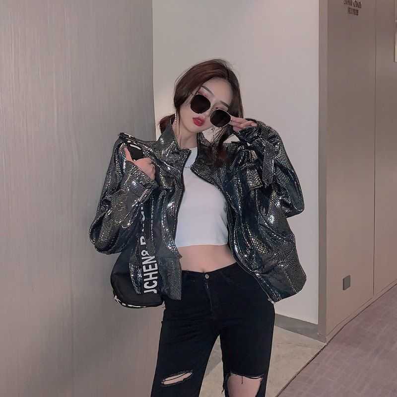 Winter Short Patent Leather Jacket Female Korean High Street Women Outerwear PU Biker Jacket Spring Warm Ladies Fashion Top 210908