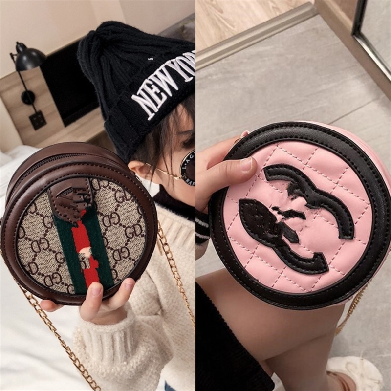 Kids Girls Handbag Fashion Chest Fanny Pack Wallets Brand Crossbody Bag Luxury Designer Handbag 2021 PU Leather Mini Totes H23EI83, Letter black
Kids Girls Handbag Fashion Chest Fanny Pack Wallets Brand Crossbody Bag Luxury Designer Handbag 2021 PU Leather Mini Totes H23EI83, Letter black