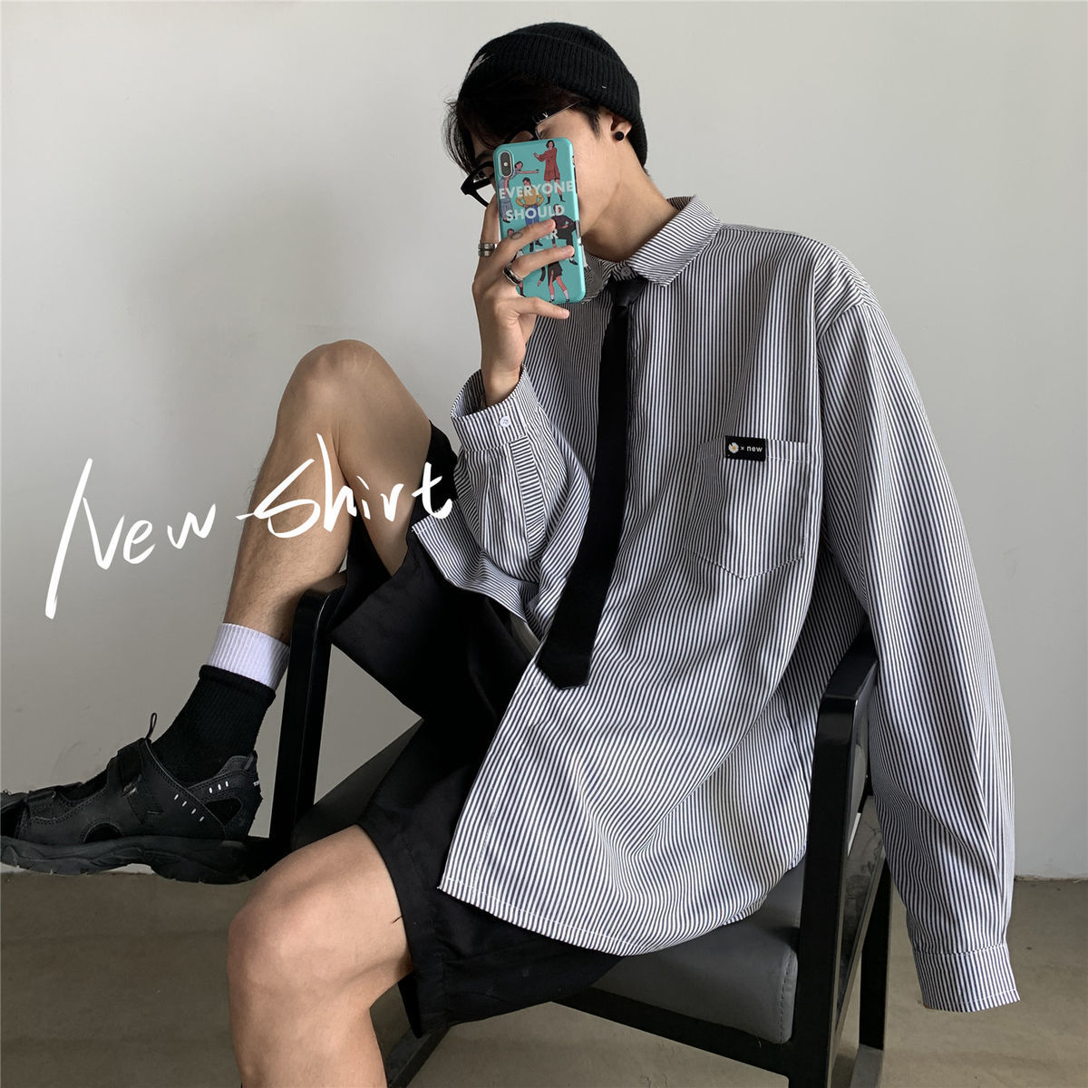 2021 New Men's Fashion Loose Casual Hawaiian Shirts Striped Printing Long Sleeve Camisa Masculina Streetwear Shirt Large Size S-5xl 4z67, Black stripes
2021 New Men's Fashion Loose Casual Hawaiian Shirts Striped Printing Long Sleeve Camisa Masculina Streetwear Shirt Large Size S-5xl 4z67, Black stripes