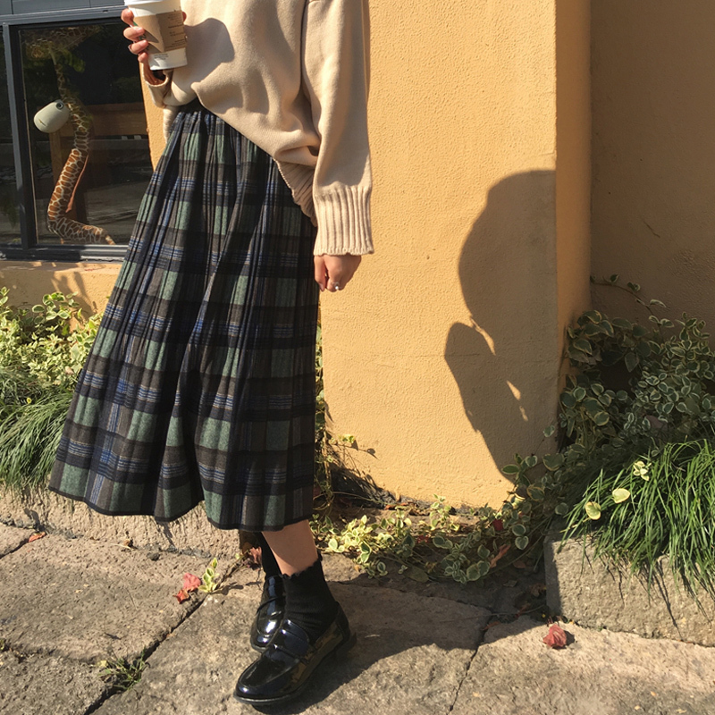 Vintage Plaid Pleated Long Skirts High Waist Winter Women Korean Woolen Skirt Streetwear Drawstring Elastic Waist Midi Skirt 210306