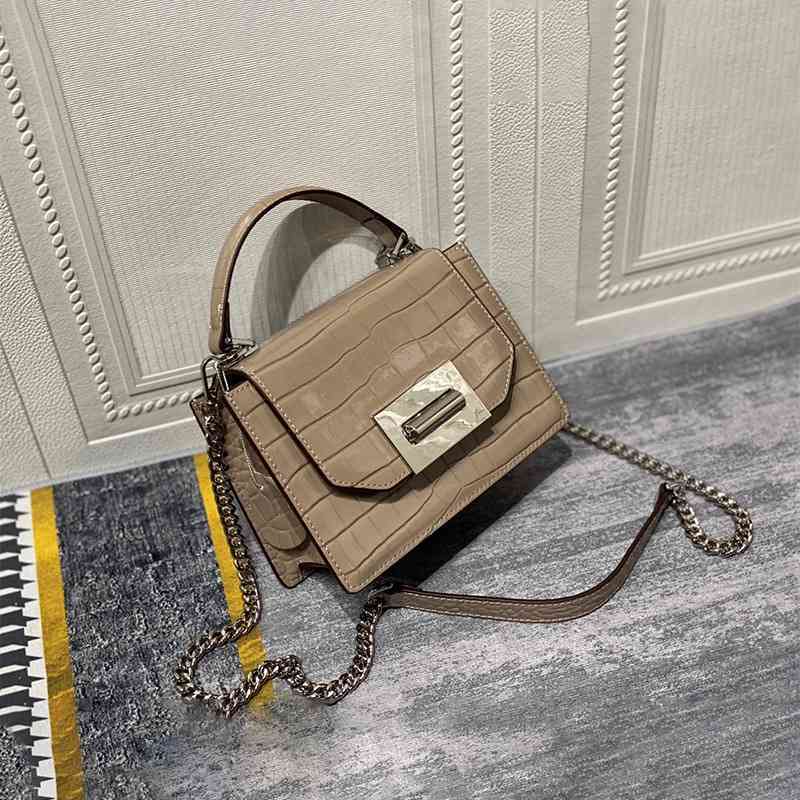 Women Luxurys Designers Bags 2021 Niche design Leather Messenger small square Fashion versatile p Designer Handbag Handbags Totes Crossbody Bag
Women Luxurys Designers Bags 2021 Niche design Leather Messenger small square Fashion versatile p Designer Handbag Handbags Totes Crossbody Bag