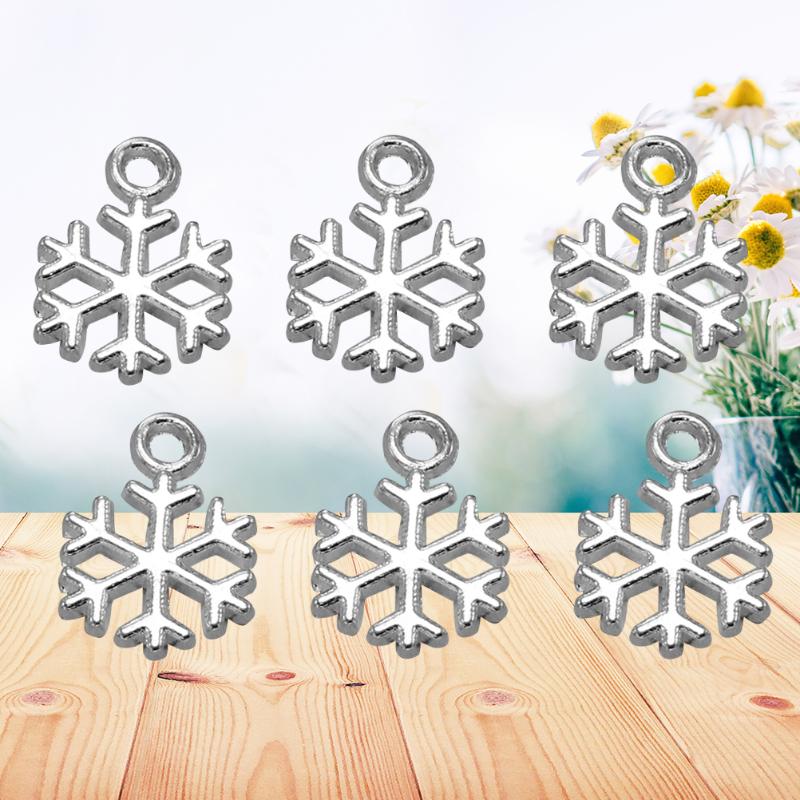 Charms 20pcs Delicate Alloy Christmas Snowflake Pendants DIY Jewelry Making Accessory For Necklace Bracelet (Bright Silver), Bronze;silver
Charms 20pcs Delicate Alloy Christmas Snowflake Pendants DIY Jewelry Making Accessory For Necklace Bracelet (Bright Silver), Bronze;silver