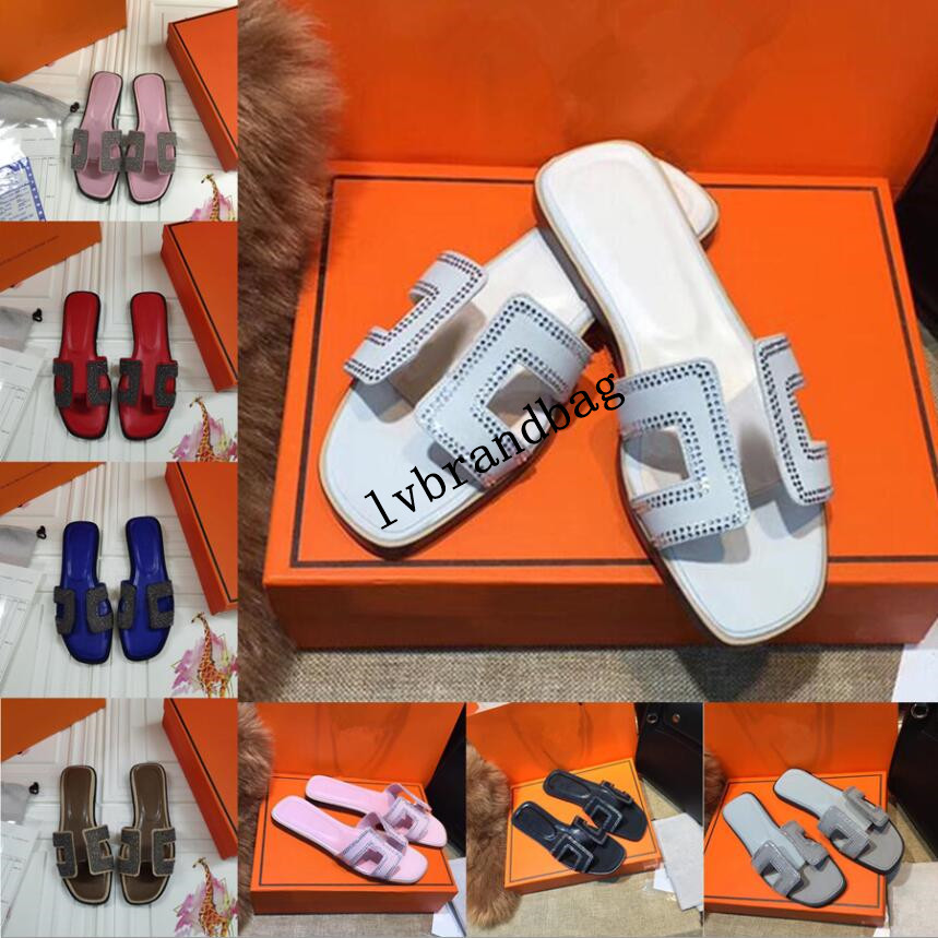 Original Fashion Designer Top Quality Rivet Diamond Flat Slippers Genuine Leather Sandals Hot Women Lady Girl High heels Slipper Beach Shoes, With original box
Original Fashion Designer Top Quality Rivet Diamond Flat Slippers Genuine Leather Sandals Hot Women Lady Girl High heels Slipper Beach Shoes, With original box