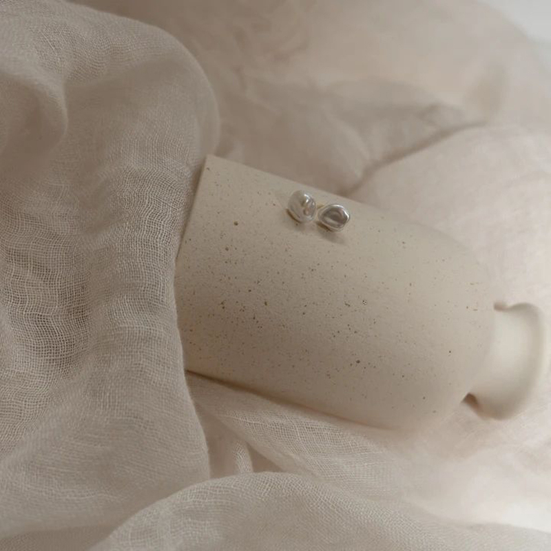 2021 Trend Freshwater Raw Pearl Stud Earrings Anti-allergic 925 Silver 18K Gold Plated Baroque Jewelry for Women Drop 220211