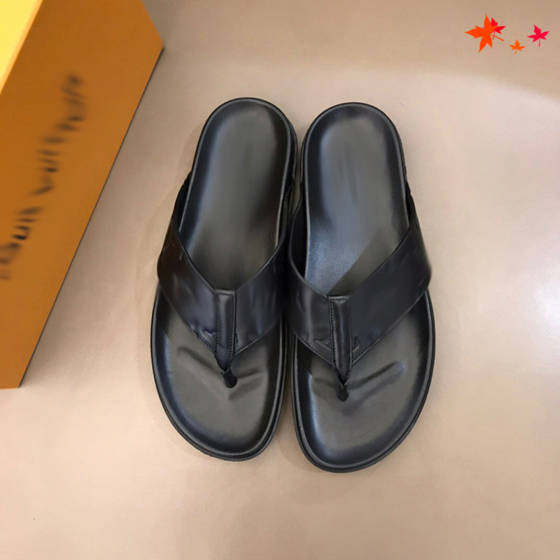 2021 Slipper Designer Slide Summer sandals Fashion Men Beach Indoor Flat Flip Flops Leather luxurys Shoes mens Slippers with box Size 39-45 -H16, Black
2021 Slipper Designer Slide Summer sandals Fashion Men Beach Indoor Flat Flip Flops Leather luxurys Shoes mens Slippers with box Size 39-45 -H16, Black