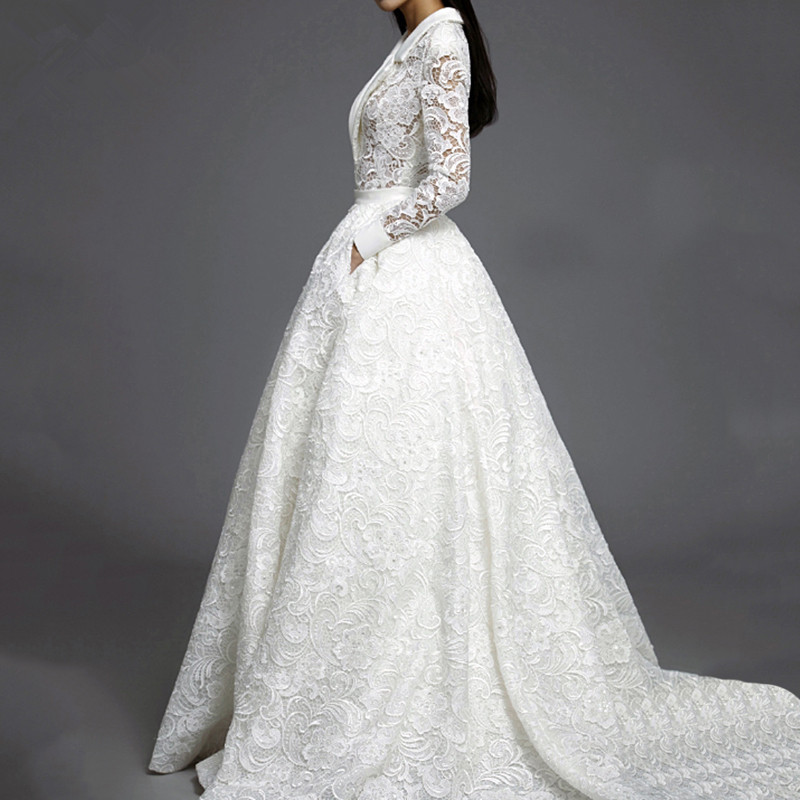 White Muslim Evening Dresses 2022 A-line V-neck Long Sleeves Lace Islamic Dubai Saudi Arabic Long Elegant Prom Party Gowns Robe De Soiree