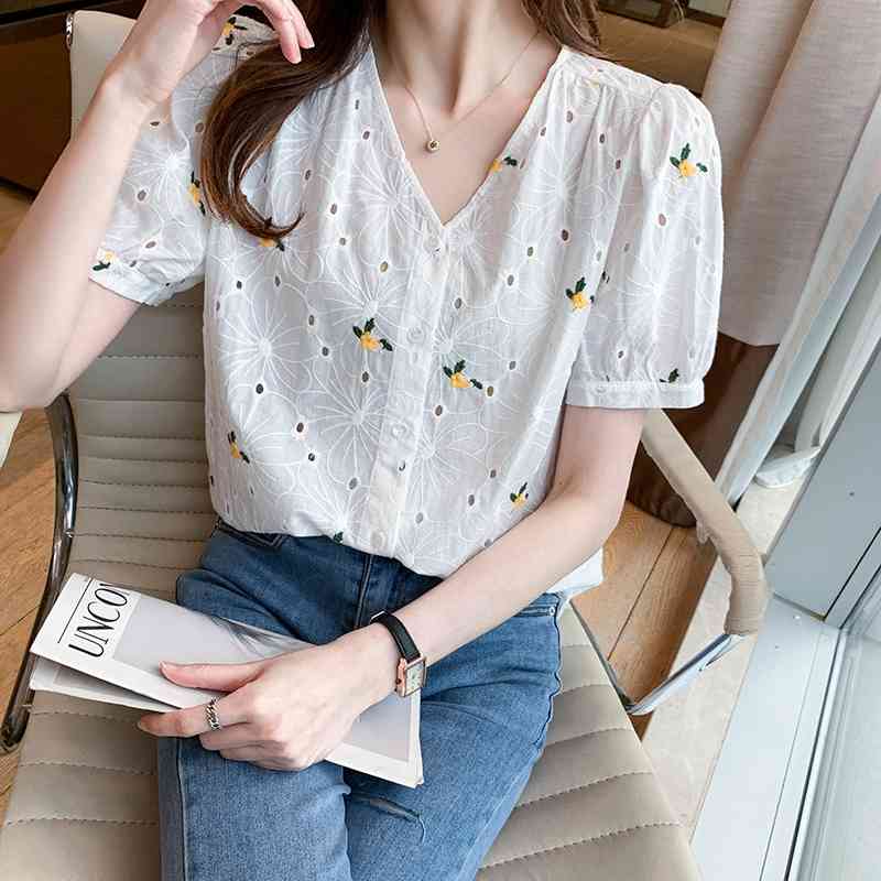Korean Women Shirts Woman Short Sleeve Blouse Chiffon Blouses Office Lady White Tops Plus Size XXL 210531