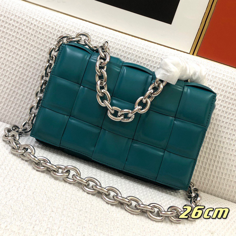 Classic Women Thick Metal Chain Shoulder Bags designers Woven Soft Square Crossbody bag Handbags Fashion High Quality Genuine Leather Evening clutch Purse Tote, Red
Classic Women Thick Metal Chain Shoulder Bags designers Woven Soft Square Crossbody bag Handbags Fashion High Quality Genuine Leather Evening clutch Purse Tote, Red