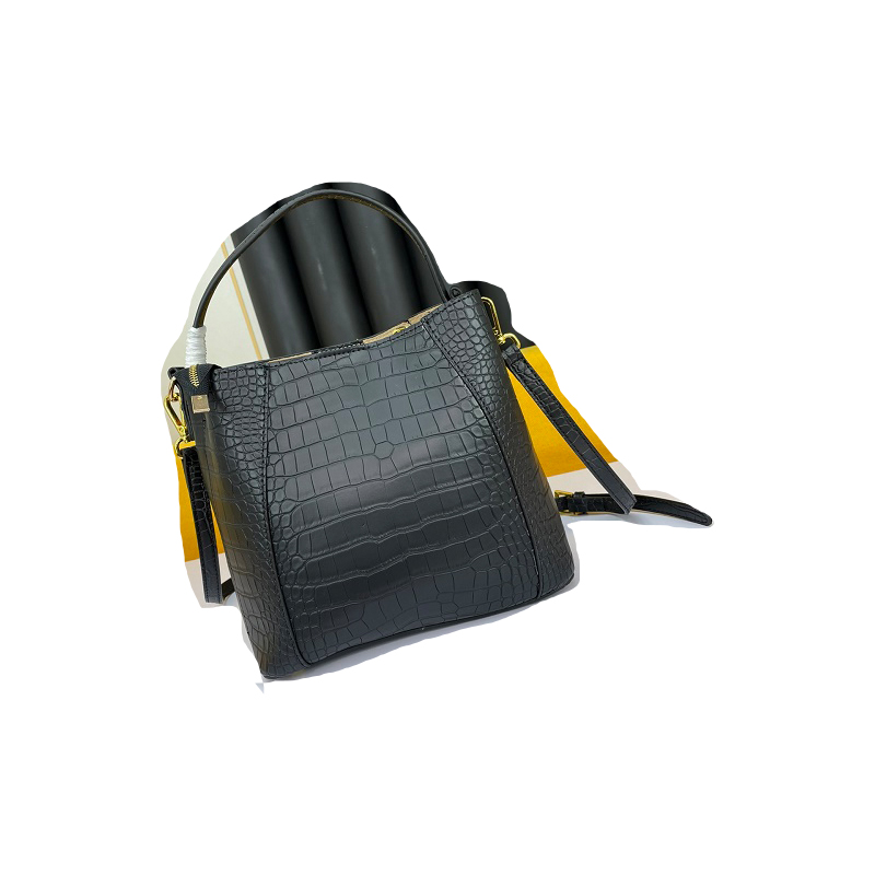 Fashion high-quality Totes handbag leather ladies designer fashion shoulder back convenient size for work 25-22-13
Fashion high-quality Totes handbag leather ladies designer fashion shoulder back convenient size for work 25-22-13