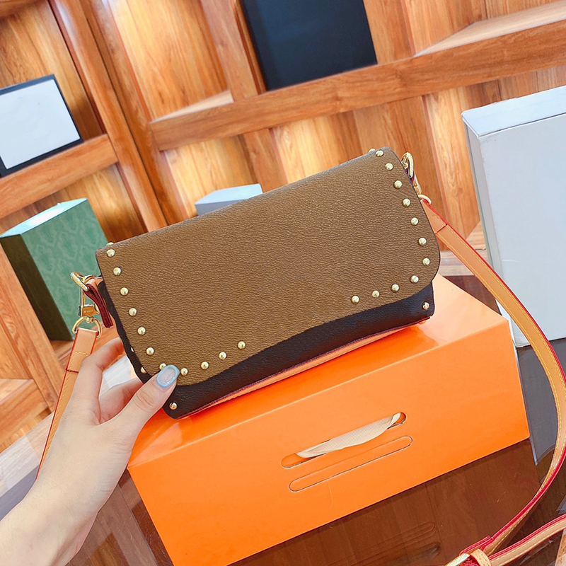 Women Fashion Cross Body Shoulder Bag Luxury Designers Handbag Top Quality Leather Flap Crossbody Bags Artwork Purse Wallet Coin Holder
Women Fashion Cross Body Shoulder Bag Luxury Designers Handbag Top Quality Leather Flap Crossbody Bags Artwork Purse Wallet Coin Holder