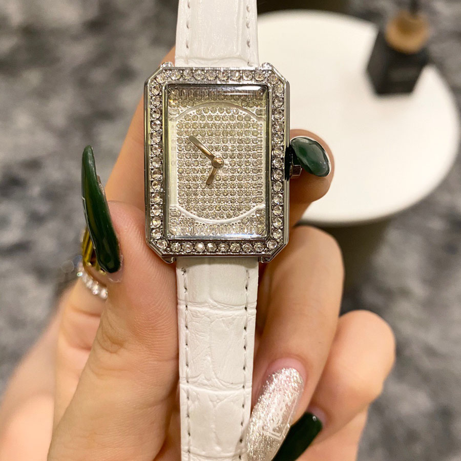 Casual Top Brand quartz wrist Watch for Women Girl Crystal Rectangle style Leather strap Watches CHA42, Slivery;brown
Casual Top Brand quartz wrist Watch for Women Girl Crystal Rectangle style Leather strap Watches CHA42, Slivery;brown