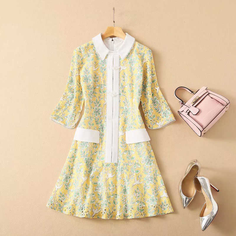 High QUALITY est Runway Designer Women's White Lapel Openwork Green Floral Embroidered Yellow Guipure Lace Printed Dress 210526
High QUALITY est Runway Designer Women's White Lapel Openwork Green Floral Embroidered Yellow Guipure Lace Printed Dress 210526