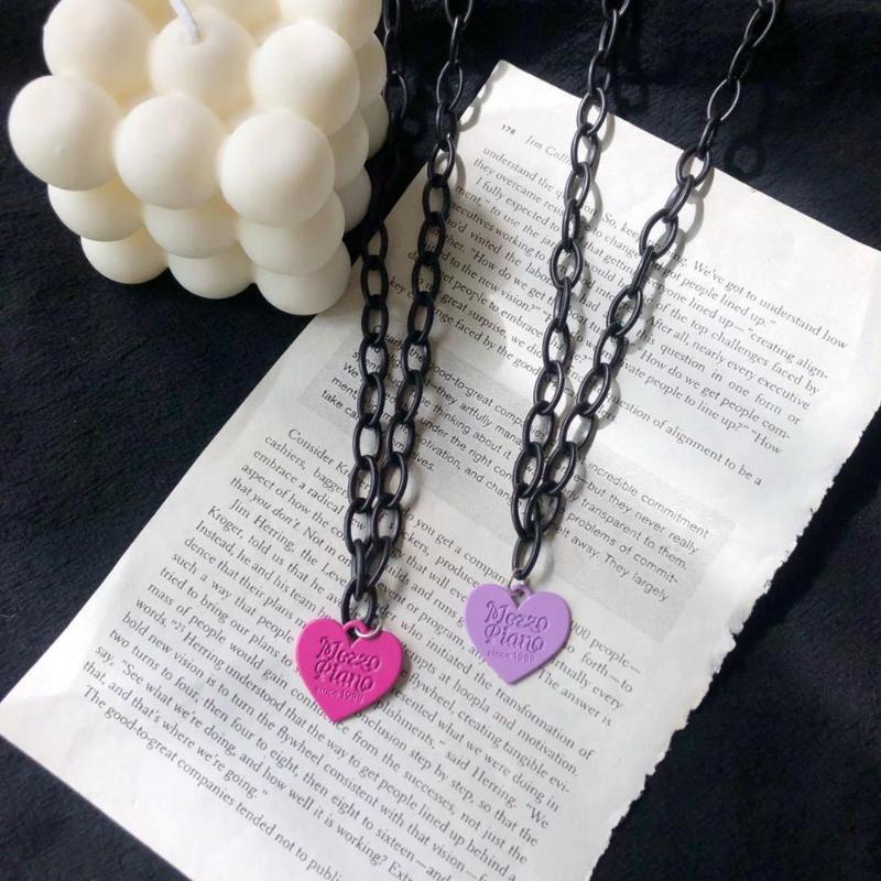 Pendant Necklaces Acrylic Love Heart Bold Black Chain Kawaii Necklace For Egirls Karajuku Style Jewelry Fashion 2021
Pendant Necklaces Acrylic Love Heart Bold Black Chain Kawaii Necklace For Egirls Karajuku Style Jewelry Fashion 2021