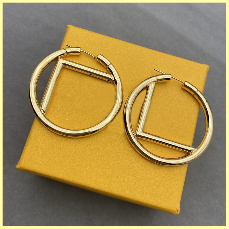 Fashion Gold Hoop Earrings For Women Designer Earring Letters F Earrings Party Wedding Lovers Gift Engagement Jewelry Bride 211101402R
Fashion Gold Hoop Earrings For Women Designer Earring Letters F Earrings Party Wedding Lovers Gift Engagement Jewelry Bride 211101402R