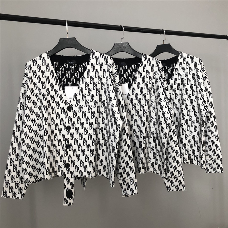2021 20fw New Best Version Black White We11done Cardigan Sweaters Men Women Flower Slouchy Coat Knitted Jacquard Jacket 2sym
2021 20fw New Best Version Black White We11done Cardigan Sweaters Men Women Flower Slouchy Coat Knitted Jacquard Jacket 2sym