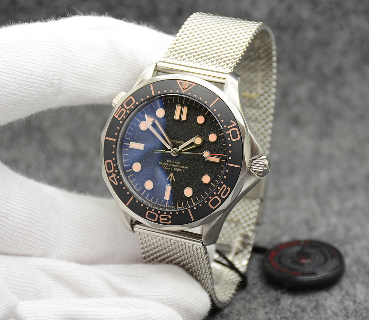 BRAND NEW Sea Diver 300 master Titanium "No Time To Die" James Bond 007 Edition Automatic 42mm Mesh Nato Stainless Steel Bracelet
BRAND NEW Sea Diver 300 master Titanium "No Time To Die" James Bond 007 Edition Automatic 42mm Mesh Nato Stainless Steel Bracelet