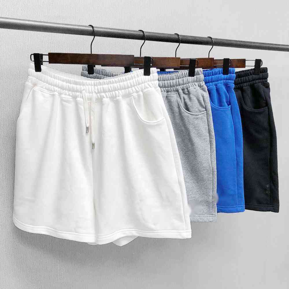 2021new High version of shorts men's and women's loose fashion brand leisure sports pants essentials, Black;white
2021new High version of shorts men's and women's loose fashion brand leisure sports pants essentials, Black;white
