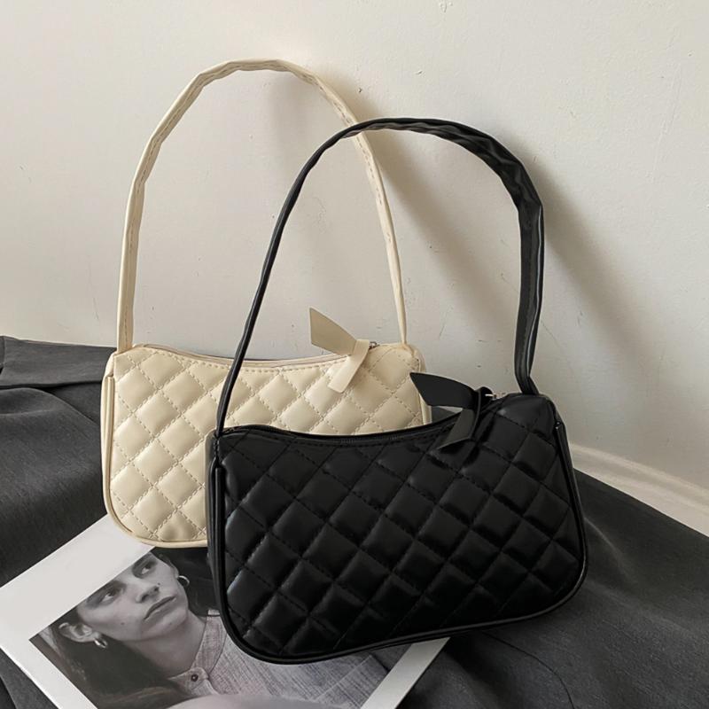 Small Crossbody Bags PU Leather Soft Underarm Shoulder Fluffy Lady Shoulder Handbags Female Simple Totes for Women 2021 Trend, White
Small Crossbody Bags PU Leather Soft Underarm Shoulder Fluffy Lady Shoulder Handbags Female Simple Totes for Women 2021 Trend, White