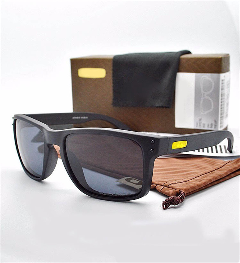 2021 Brand Polarized Designer Sunglasses Fashion Sun Glasses for Mens Women Outdoor Windproof Goggles With Box OK9102 Top Quality
2021 Brand Polarized Designer Sunglasses Fashion Sun Glasses for Mens Women Outdoor Windproof Goggles With Box OK9102 Top Quality