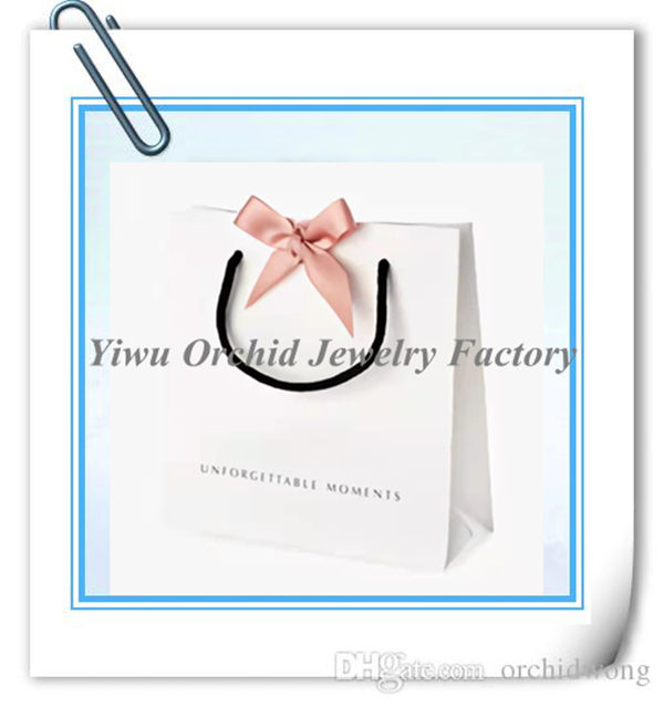 Wholesale 10 Pcs Exquisite High-Quality Paper Gift Bag 16*16*6cm Fits Pandora Jewelry Bracelet Necklace Box Packaging Bag Shopping Bag
Wholesale 10 Pcs Exquisite High-Quality Paper Gift Bag 16*16*6cm Fits Pandora Jewelry Bracelet Necklace Box Packaging Bag Shopping Bag