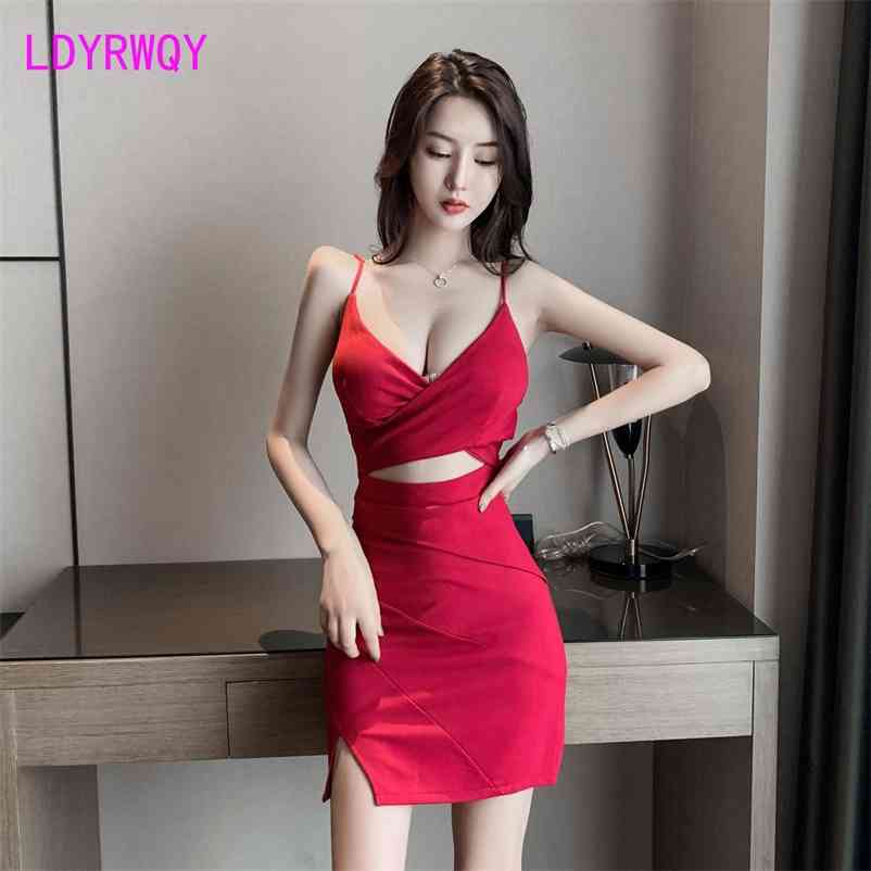 Nightclub women's sling low-chested slim sexy dress Office Lady Knee-Length Sleeveless Sheath 210603, Black
Nightclub women's sling low-chested slim sexy dress Office Lady Knee-Length Sleeveless Sheath 210603, Black