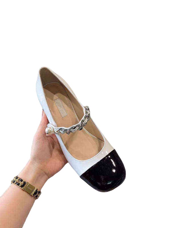 Women's formal shoes New Miu family high heels in autumn and winter 2021 round head Mary Jane shoes thick heel one button single leather, White sandals
Women's formal shoes New Miu family high heels in autumn and winter 2021 round head Mary Jane shoes thick heel one button single leather, White sandals