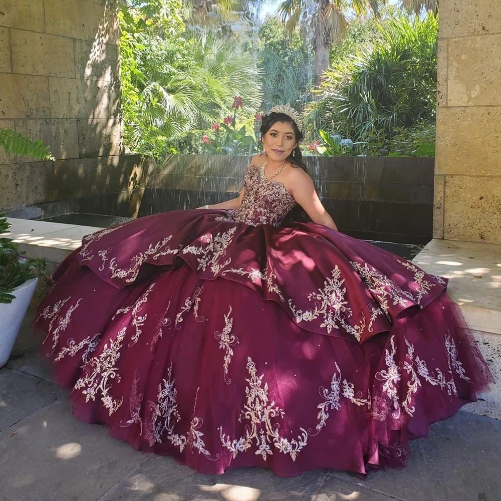 Dramatic Burgundy and Gold Embroidery Country Quinceanera Dresses 2022 Ballgown Puffy Skirt Tulle Sweetheart Corset XV Vestido de Sweet 15 Prom Eveening Dress, Custom made from color chart
Dramatic Burgundy and Gold Embroidery Country Quinceanera Dresses 2022 Ballgown Puffy Skirt Tulle Sweetheart Corset XV Vestido de Sweet 15 Prom Eveening Dress, Custom made from color chart