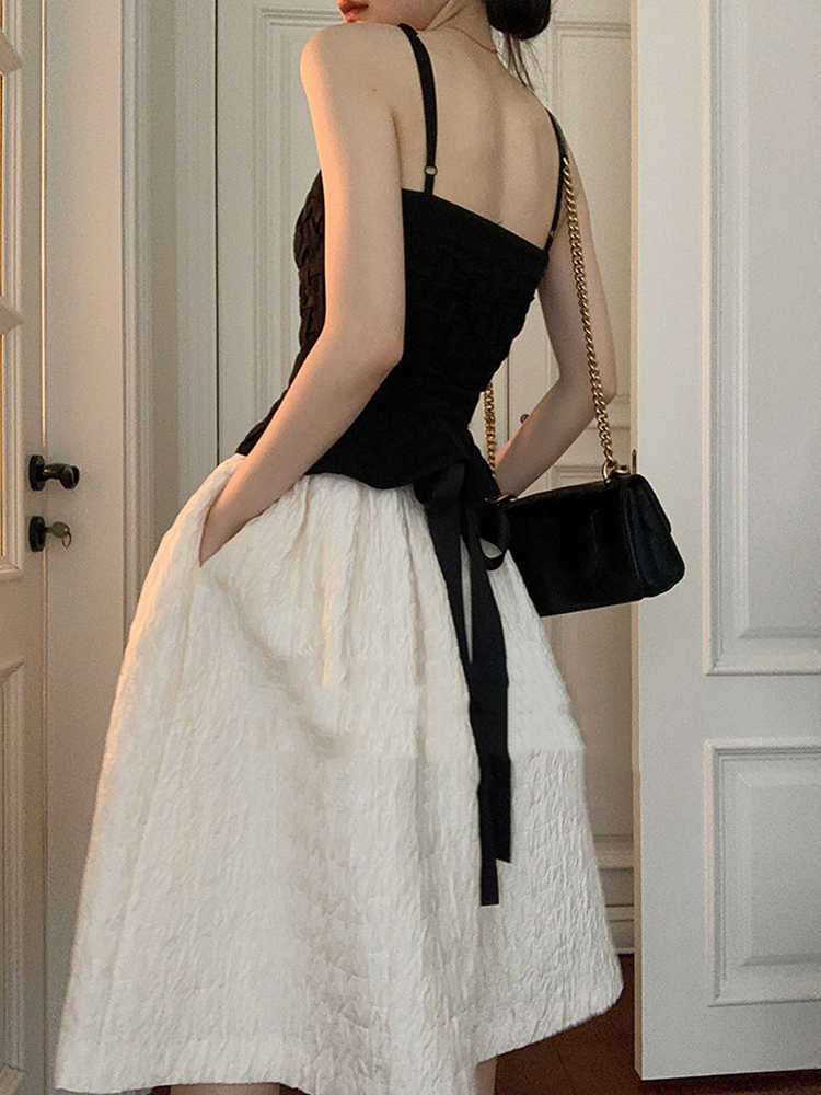 Sexy Leaky Shoulder Braided Single Breasted Tube Top Sling Ladies Autumn Style Personality All-match Top 210625