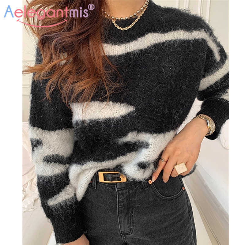 Aelegantmis Korean Stiped Black White Mohair Sweater Spring High Street Cozy Warm Female Mohai Pullover Harajuku 210607
Aelegantmis Korean Stiped Black White Mohair Sweater Spring High Street Cozy Warm Female Mohai Pullover Harajuku 210607