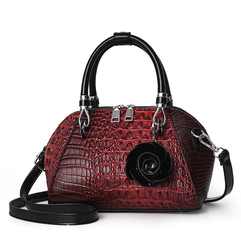 Bag Women 2021 Autumn and Winter New Shell Women's Handbag Crocodile Pattern Fashion Retro Women's Shoulder Messenger Bag Tide, Khaki
Bag Women 2021 Autumn and Winter New Shell Women's Handbag Crocodile Pattern Fashion Retro Women's Shoulder Messenger Bag Tide, Khaki