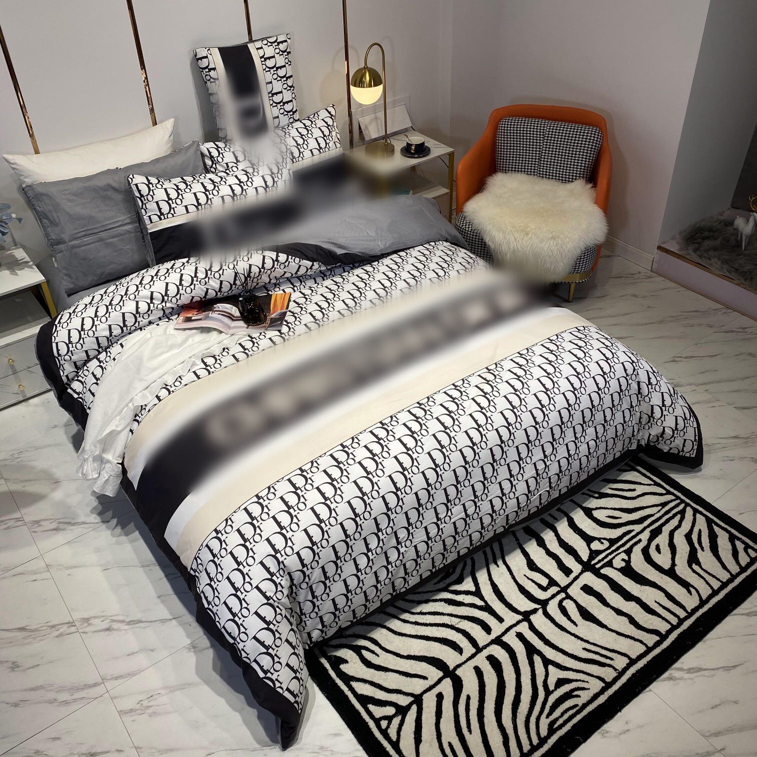 2021 luxury size Bedding Sets fahsion designer Bed comforter set cover high quality cotton bedding sheet duvet cover
2021 luxury size Bedding Sets fahsion designer Bed comforter set cover high quality cotton bedding sheet duvet cover