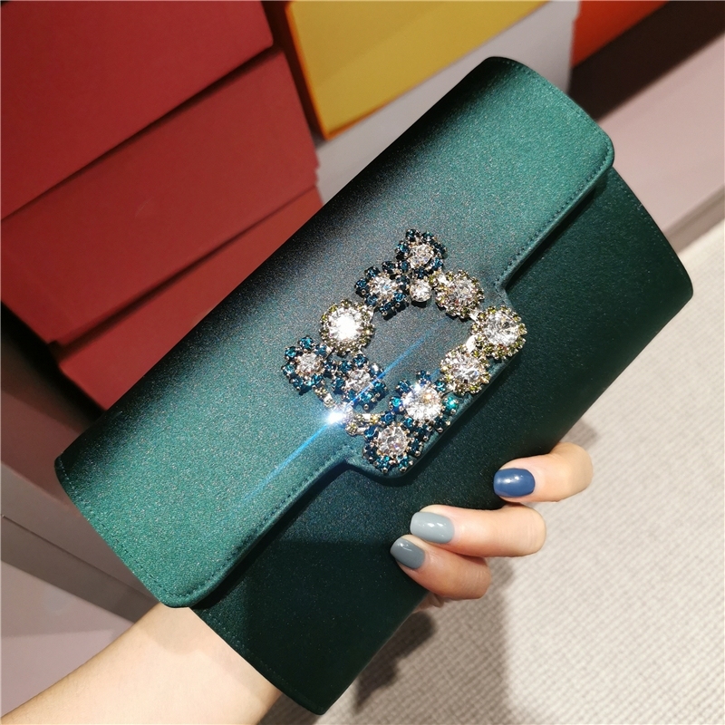 Be020High-end new evening clutch with pearl button soft evening bag shandmade patchwork color fashion boutique lady evening bags designer, Customize
Be020High-end new evening clutch with pearl button soft evening bag shandmade patchwork color fashion boutique lady evening bags designer, Customize