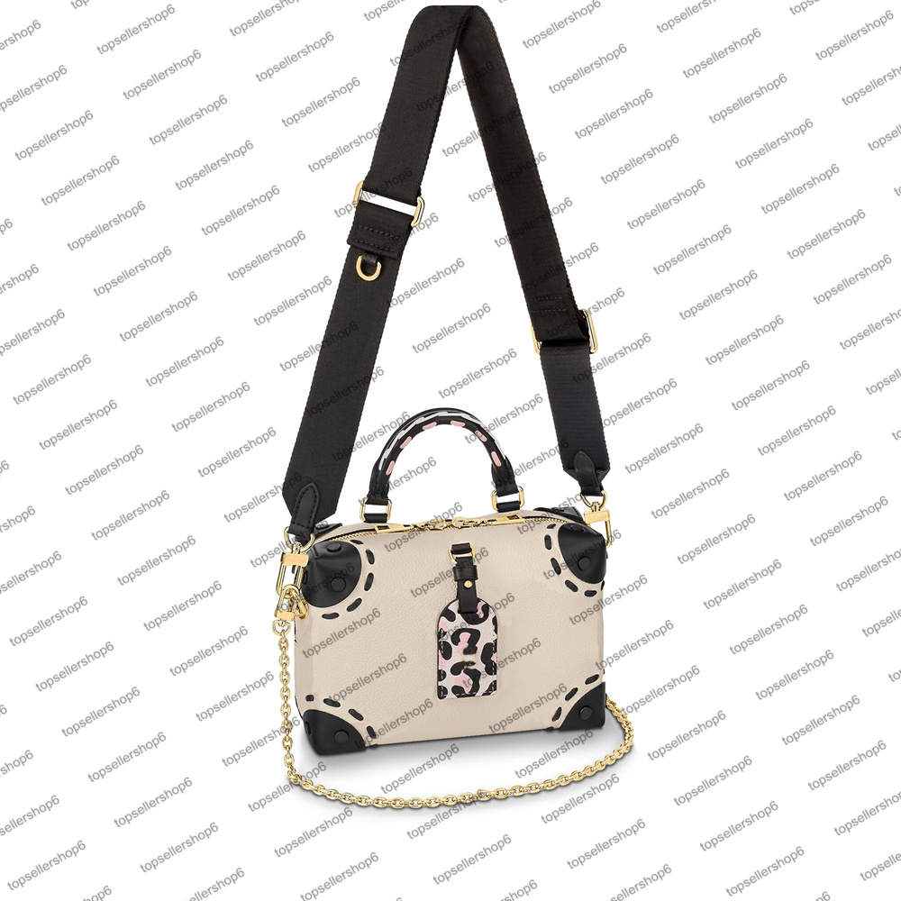 M58518 Mini Desinger women bag white black petite malle souple calf leather handbag embossed canvas rivet corner crossbody evening purse shoulerbag, M58518 white letter flower embossed
M58518 Mini Desinger women bag white black petite malle souple calf leather handbag embossed canvas rivet corner crossbody evening purse shoulerbag, M58518 white letter flower embossed