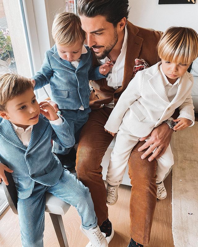 High Quality Corduroy Formal Suits Dinner Tuxedos Little Boy Kids Children For Wedding Birthday Party Prom Suit Wear 2 Pieces