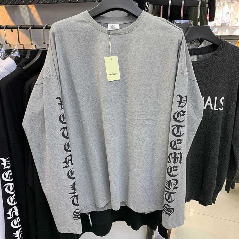 20SS VETEMENTS Letter Print Long Sleeve T-shirts Men Women 1:1 High Quality Autumn Winter 100% Cotton Vetements T Shirt X0712
20SS VETEMENTS Letter Print Long Sleeve T-shirts Men Women 1:1 High Quality Autumn Winter 100% Cotton Vetements T Shirt X0712
