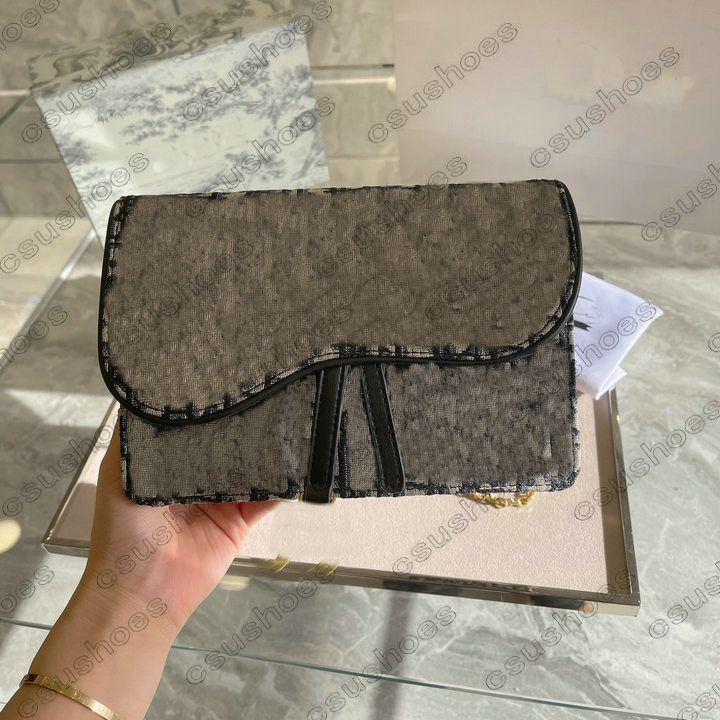 Mini Pouch WOC Crossbody HandBag Lady Designer Bag OBLIQUE Messenger Purse Wallet On Chain Canvas Embroidery Waist Bags, Customize
Mini Pouch WOC Crossbody HandBag Lady Designer Bag OBLIQUE Messenger Purse Wallet On Chain Canvas Embroidery Waist Bags, Customize