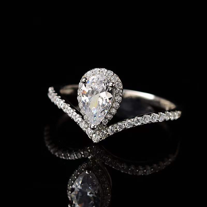 Water Drop Moissanite Rings Luxurious S925 Silver Wedding Jewelry White D Color 1-2ct Carat Diamond Substitute
Water Drop Moissanite Rings Luxurious S925 Silver Wedding Jewelry White D Color 1-2ct Carat Diamond Substitute