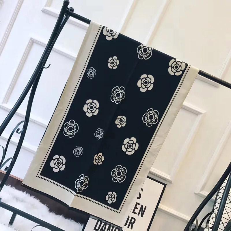 Scarves 2021 Winer Women Winter Cashmere Camellia Floral Print Scarf Lady Shawl Thick Warm Pashmina Wraps
Scarves 2021 Winer Women Winter Cashmere Camellia Floral Print Scarf Lady Shawl Thick Warm Pashmina Wraps