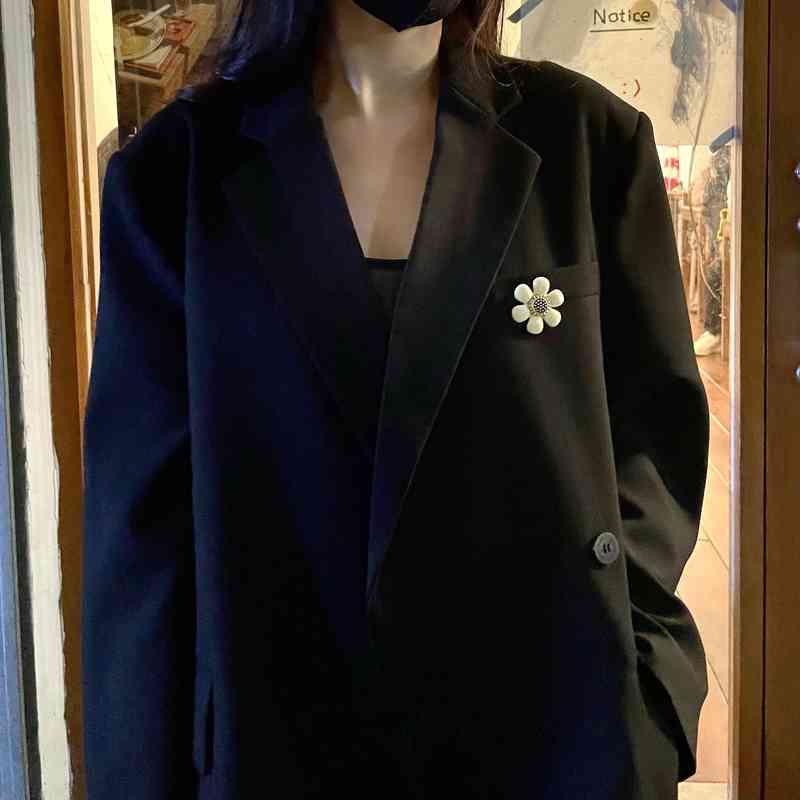 Brooch Korean Resin Flower Temperament Small Fragrance Clothing Accessories Simple and Exquisite 2021