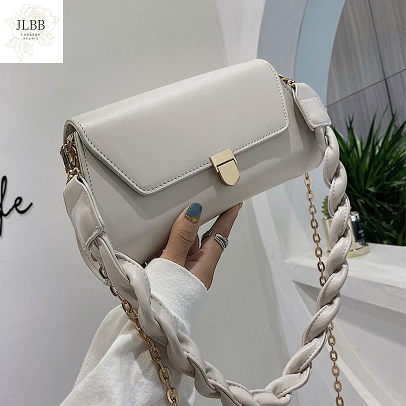 Fashion Weave Strap Women's Shoulder Bag Casual Chain Solid Color Armpit Baguette Bags Lady PU Leather Crossbody Bag Female 2021, Black
Fashion Weave Strap Women's Shoulder Bag Casual Chain Solid Color Armpit Baguette Bags Lady PU Leather Crossbody Bag Female 2021, Black