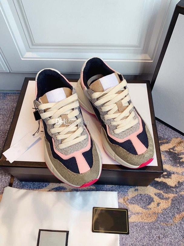 Hommes Femmes Rhyton Casual Dad Chaussures Paris Luxury Design House emblématique Sneaker toile mini rétro tissu jacquard semelle épaisse, Black
Hommes Femmes Rhyton Casual Dad Chaussures Paris Luxury Design House emblématique Sneaker toile mini rétro tissu jacquard semelle épaisse, Black