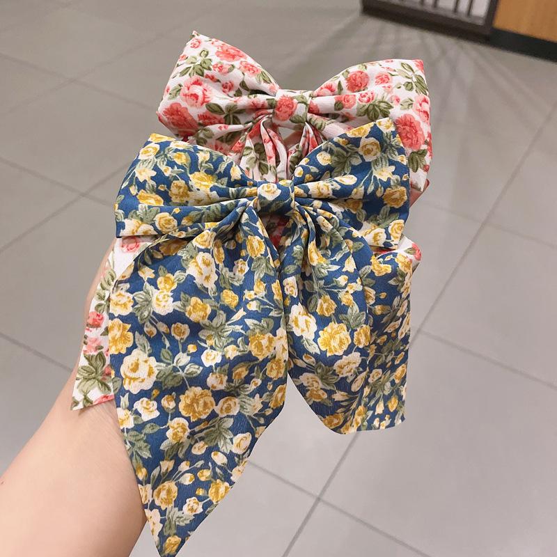 Hair Clips & Barrettes Floral Hairpins For Women Bowknot Cute Headwear Fashion Printed Daily Accessory Jewelry, Golden;silver
Hair Clips & Barrettes Floral Hairpins For Women Bowknot Cute Headwear Fashion Printed Daily Accessory Jewelry, Golden;silver