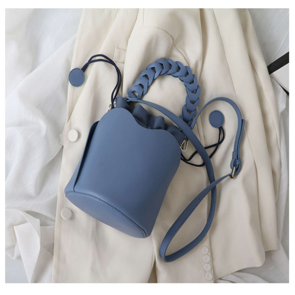 designer dinner bagfashion women emmer zak crossbody bag simple dign small handbag draw agreement dame dead velcro belt shoulder msenger bag
designer dinner bagfashion women emmer zak crossbody bag simple dign small handbag draw agreement dame dead velcro belt shoulder msenger bag