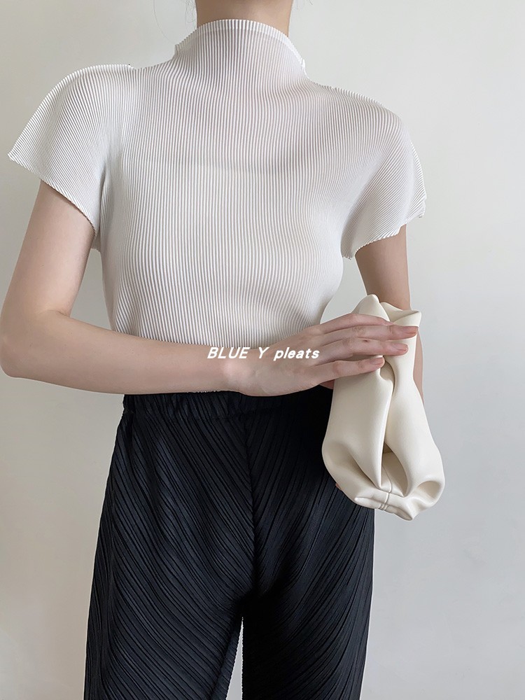 2021 New Pleated Tops Half-high Neck Profile Black Plus Size t Shirts for Women Spring Summer Omighty Top Aesthetic Clothes 8sh1
2021 New Pleated Tops Half-high Neck Profile Black Plus Size t Shirts for Women Spring Summer Omighty Top Aesthetic Clothes 8sh1
