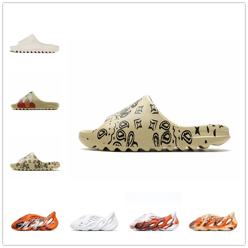 2021 Foam Runner Kanye West Clog Sandal Triple Black Slide Slipper Women Mens Tainers bone 450 Designers Beach Sandals Slip-on Shoes #988, Shoes box
2021 Foam Runner Kanye West Clog Sandal Triple Black Slide Slipper Women Mens Tainers bone 450 Designers Beach Sandals Slip-on Shoes #988, Shoes box