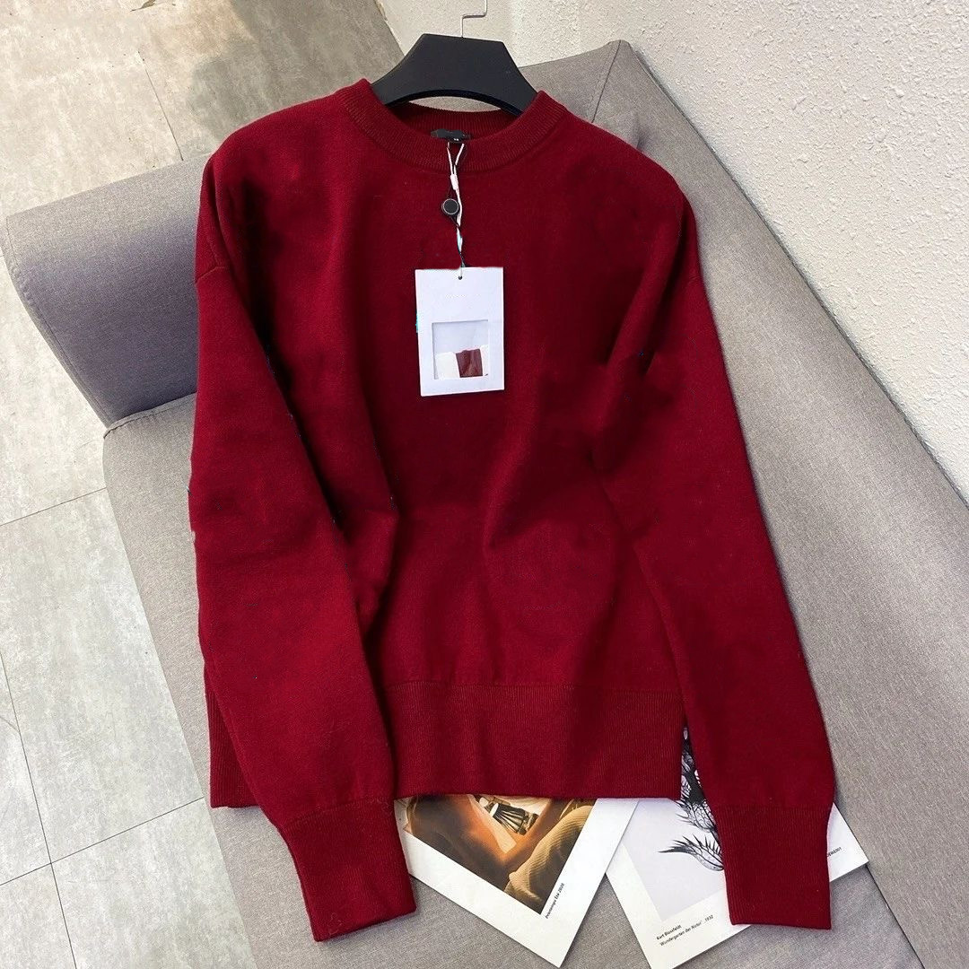 2021 Autumn/Winter fashion Women's sweater comfortables and warm designer high-end red embroidered high quality cashmere blend soft comfortable, Customize
2021 Autumn/Winter fashion Women's sweater comfortables and warm designer high-end red embroidered high quality cashmere blend soft comfortable, Customize